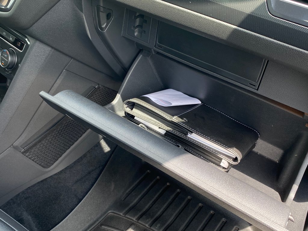 2021 Volkswagen Tiguan HIGHLINE | Leather | SunRoof | Cam | USB | Keyless in Saint John, New Brunswick - 32 - w1024h768px