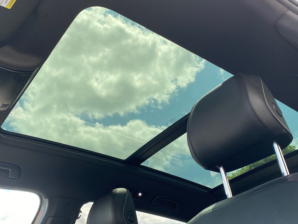 2021 Volkswagen Tiguan HIGHLINE | Leather | SunRoof | Cam | USB | Keyless in Saint John, New Brunswick - 29 - w1024h768px