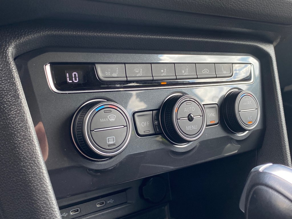 2021 Volkswagen Tiguan HIGHLINE | Leather | SunRoof | Cam | USB | Keyless in Saint John, New Brunswick - 22 - w1024h768px