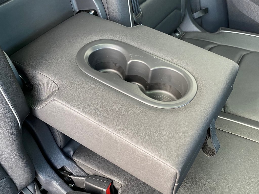 2021 Volkswagen Tiguan HIGHLINE | Leather | SunRoof | Cam | USB | Keyless in Saint John, New Brunswick - 37 - w1024h768px