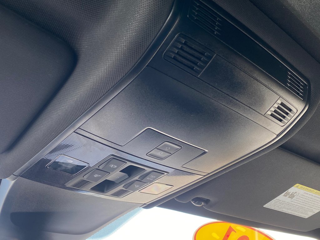 2021 Volkswagen Tiguan HIGHLINE | Leather | SunRoof | Cam | USB | Keyless in Saint John, New Brunswick - 27 - w1024h768px