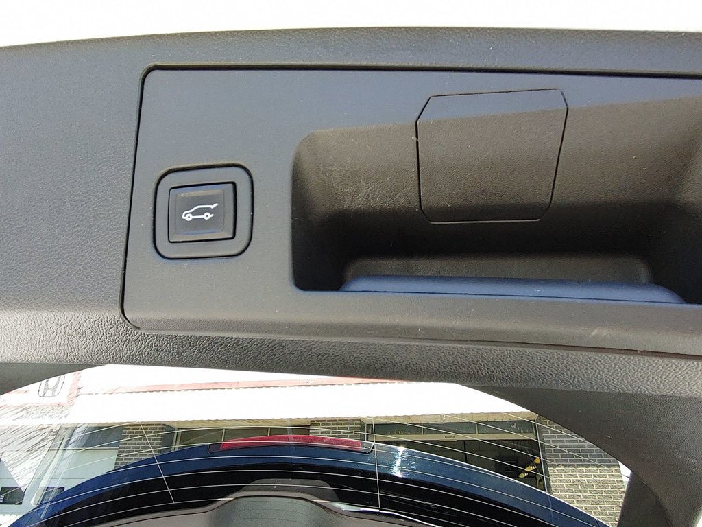 2023 Cadillac XT4 Sport | BOSE | Massage Seats | Leather in Saint John, New Brunswick - 45 - w1024h768px