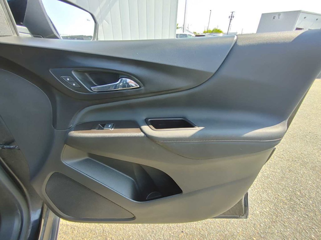 2022 Chevrolet Equinox RS | Cam | USB | HtdSeats | Warranty to 2027 in Saint John, New Brunswick - 45 - w1024h768px
