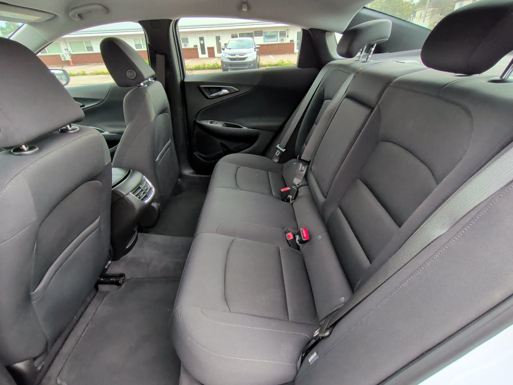 2022 Chevrolet Malibu LT | Heated Seats | Alloy Wheels | Cam in Saint John, New Brunswick - 31 - w1024h768px