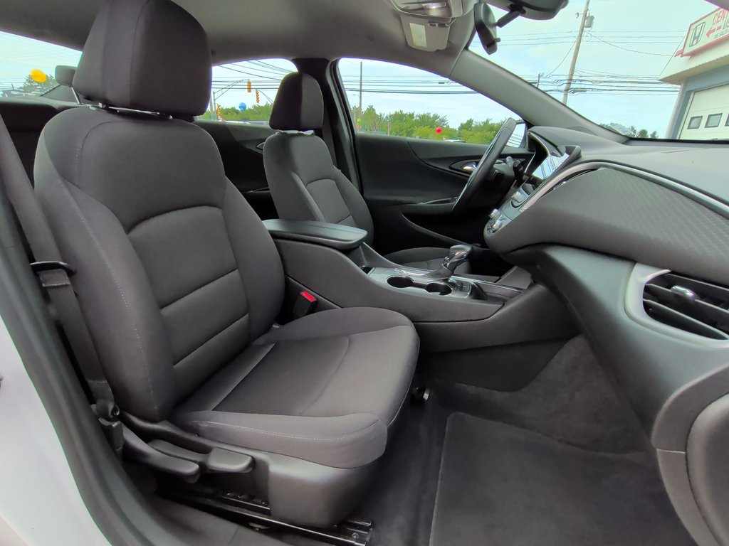 2022 Chevrolet Malibu LT | Heated Seats | Alloy Wheels | Cam in Saint John, New Brunswick - 42 - w1024h768px