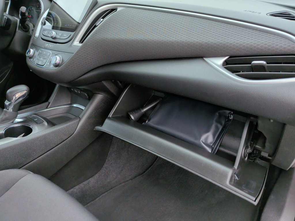 2022 Chevrolet Malibu LT | Heated Seats | Alloy Wheels | Cam in Saint John, New Brunswick - 39 - w1024h768px