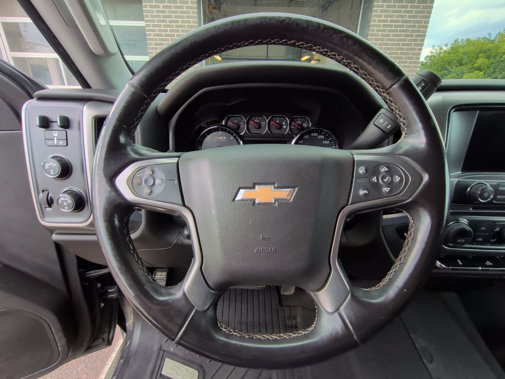 2019 Chevrolet Silverado 1500 LD LT | Aftermarket Rims | Tonneau Cover | Cam in Saint John, New Brunswick - 17 - w1024h768px