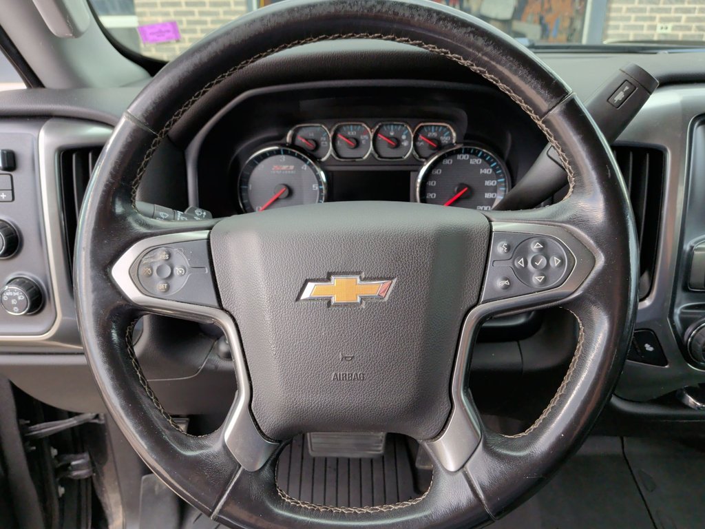 2019 Chevrolet Silverado 1500 LD LT | Aftermarket Rims | Tonneau Cover | Cam in Saint John, New Brunswick - 19 - w1024h768px