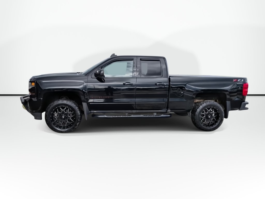2019 Chevrolet Silverado 1500 LD LT | Aftermarket Rims | Tonneau Cover | Cam in Saint John, New Brunswick - 5 - w1024h768px