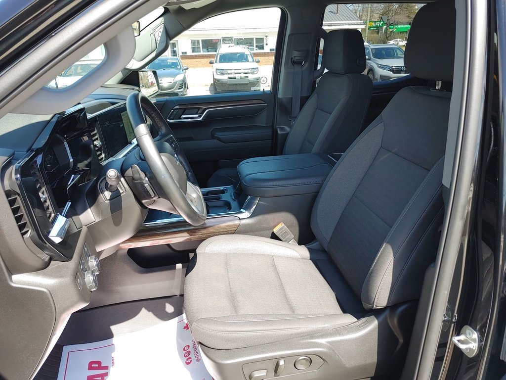 2024 Chevrolet Silverado 1500 RST | Z71 | Cam | USB | Warranty to 2029 in Saint John, New Brunswick - 11 - w1024h768px