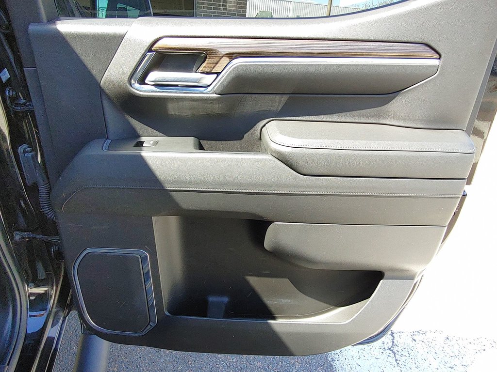 2024 Chevrolet Silverado 1500 RST | Z71 | Cam | USB | Warranty to 2029 in Saint John, New Brunswick - 38 - w1024h768px