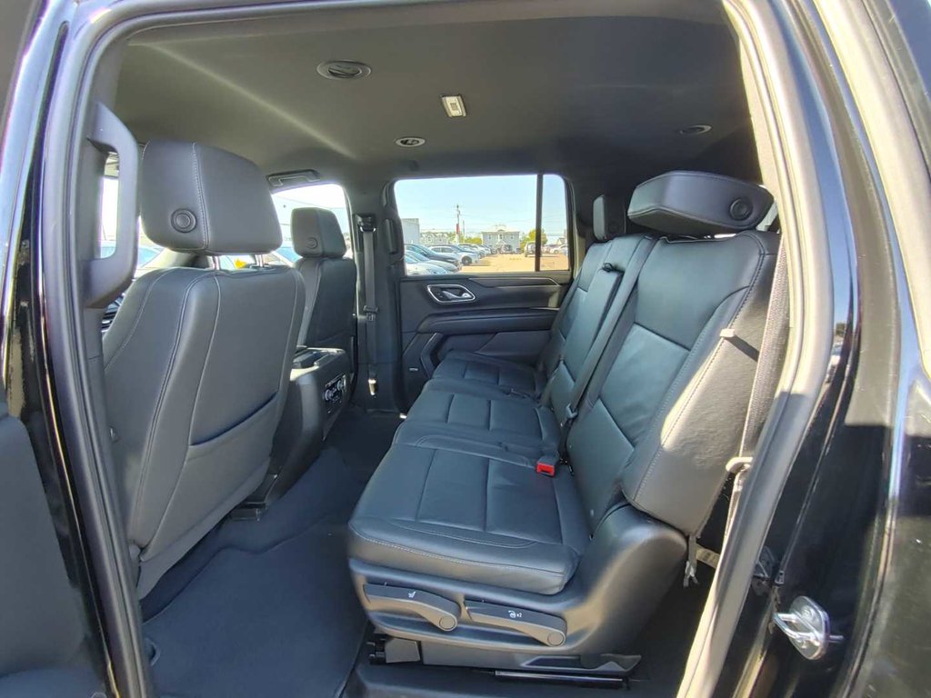 2023 Chevrolet Suburban in Antigonish, Nova Scotia - 32 - w1024h768px