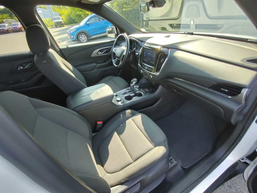 Chevrolet Traverse LT | Cam | USB | XM | 3rd Row 2022 à Saint John, Nouveau-Brunswick - 38 - w1024h768px