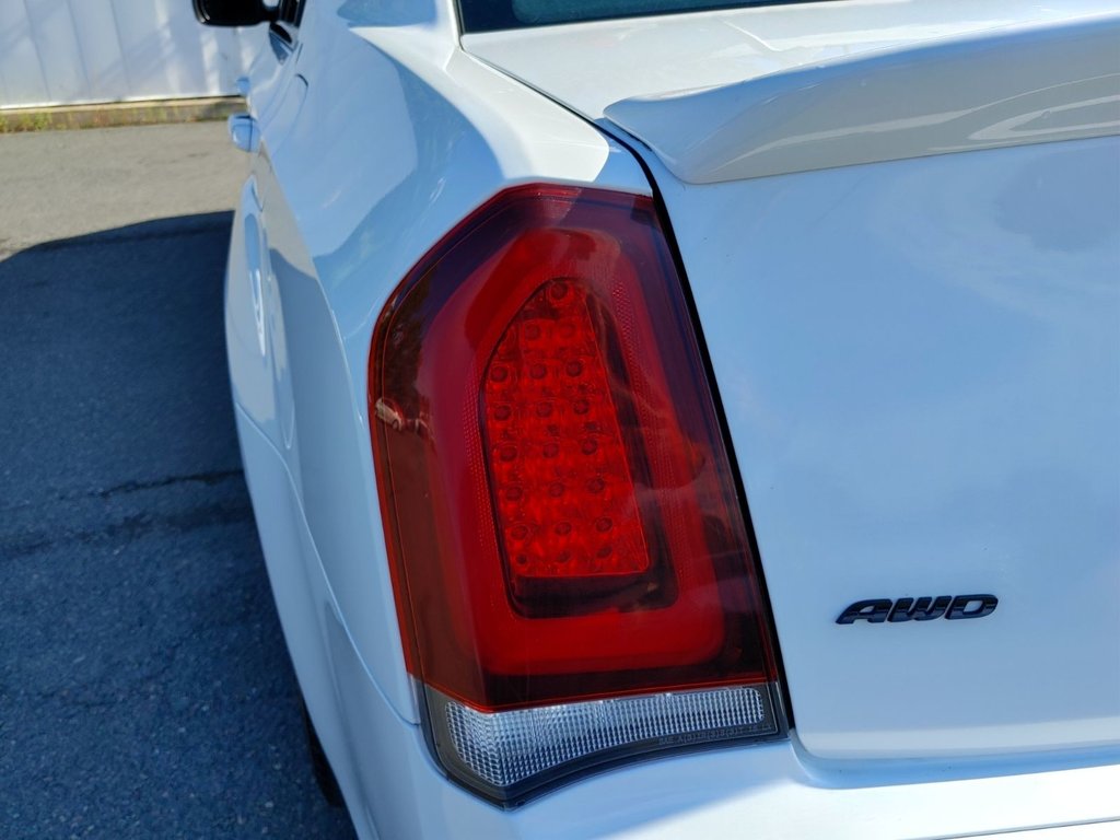 2023 Chrysler 300 S | AWD | Leather | Sunroof | Warranty to 2028 in Saint John, New Brunswick - 17 - w1024h768px
