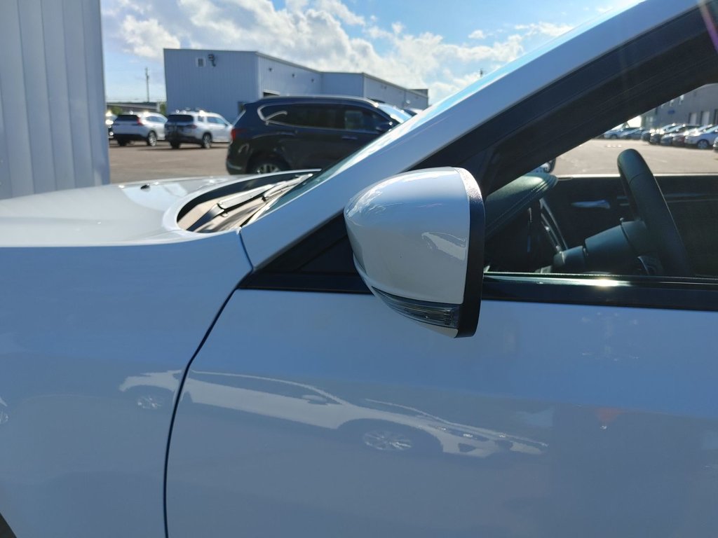 2023 Chrysler 300 S | AWD | Leather | Sunroof | Warranty to 2028 in Saint John, New Brunswick - 12 - w1024h768px