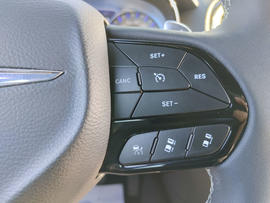 2023 Chrysler 300 S | AWD | Leather | Sunroof | Warranty to 2028 in Saint John, New Brunswick - 48 - w1024h768px