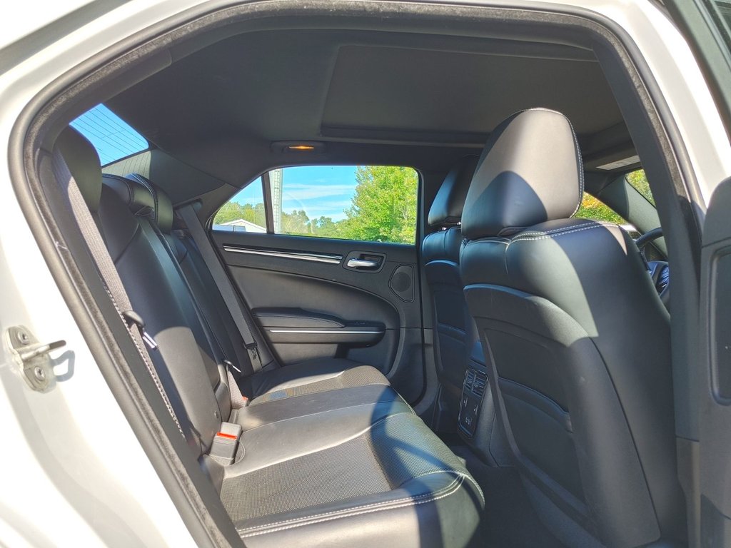 2023 Chrysler 300 S | AWD | Leather | Sunroof | Warranty to 2028 in Saint John, New Brunswick - 35 - w1024h768px