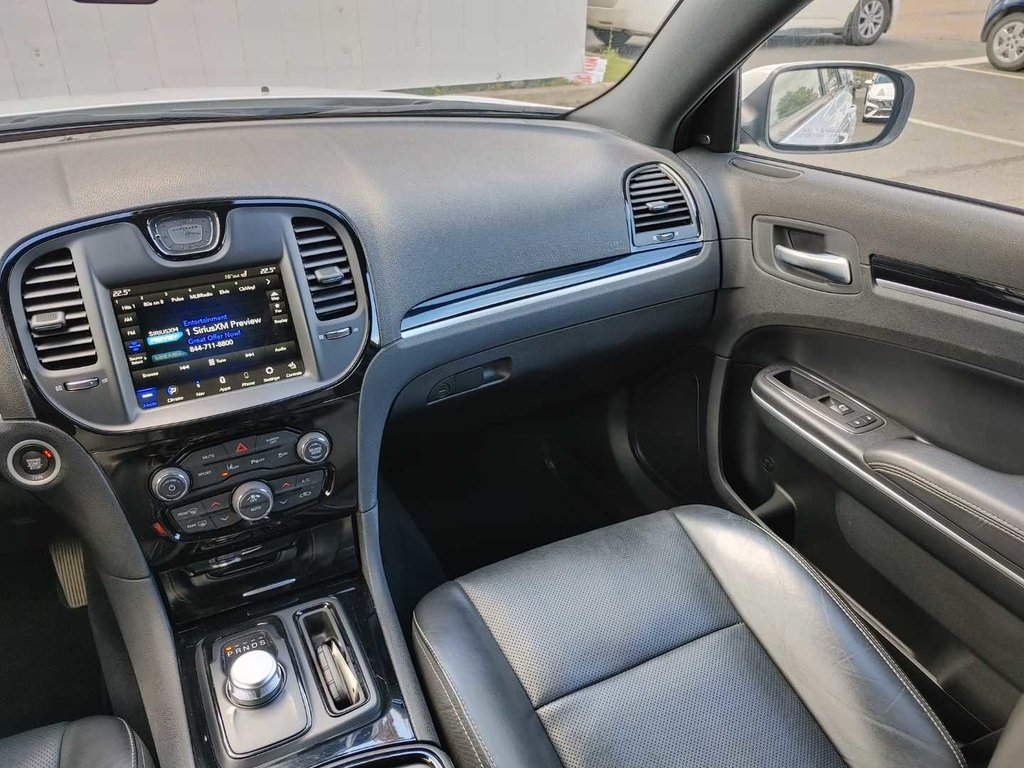 Chrysler 300 S | Leather | Roof | Cam | Warranty to 2028 2023 à Saint John, Nouveau-Brunswick - 43 - w1024h768px
