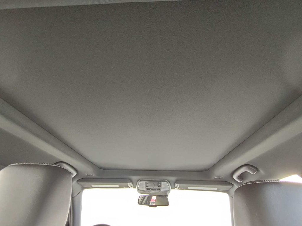 Chrysler 300 S | Leather | Roof | Cam | Warranty to 2028 2023 à Saint John, Nouveau-Brunswick - 57 - w1024h768px