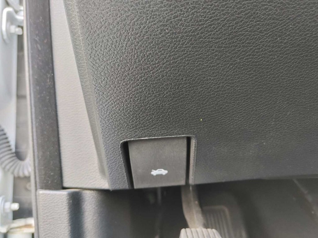 Chrysler 300 S | Leather | Roof | Cam | Warranty to 2028 2023 à Saint John, Nouveau-Brunswick - 29 - w1024h768px