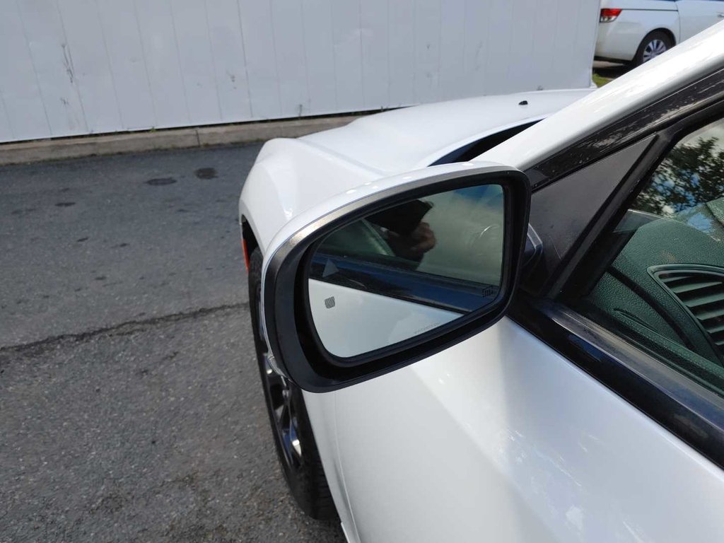 Chrysler 300 S | Leather | Roof | Cam | Warranty to 2028 2023 à Saint John, Nouveau-Brunswick - 13 - w1024h768px