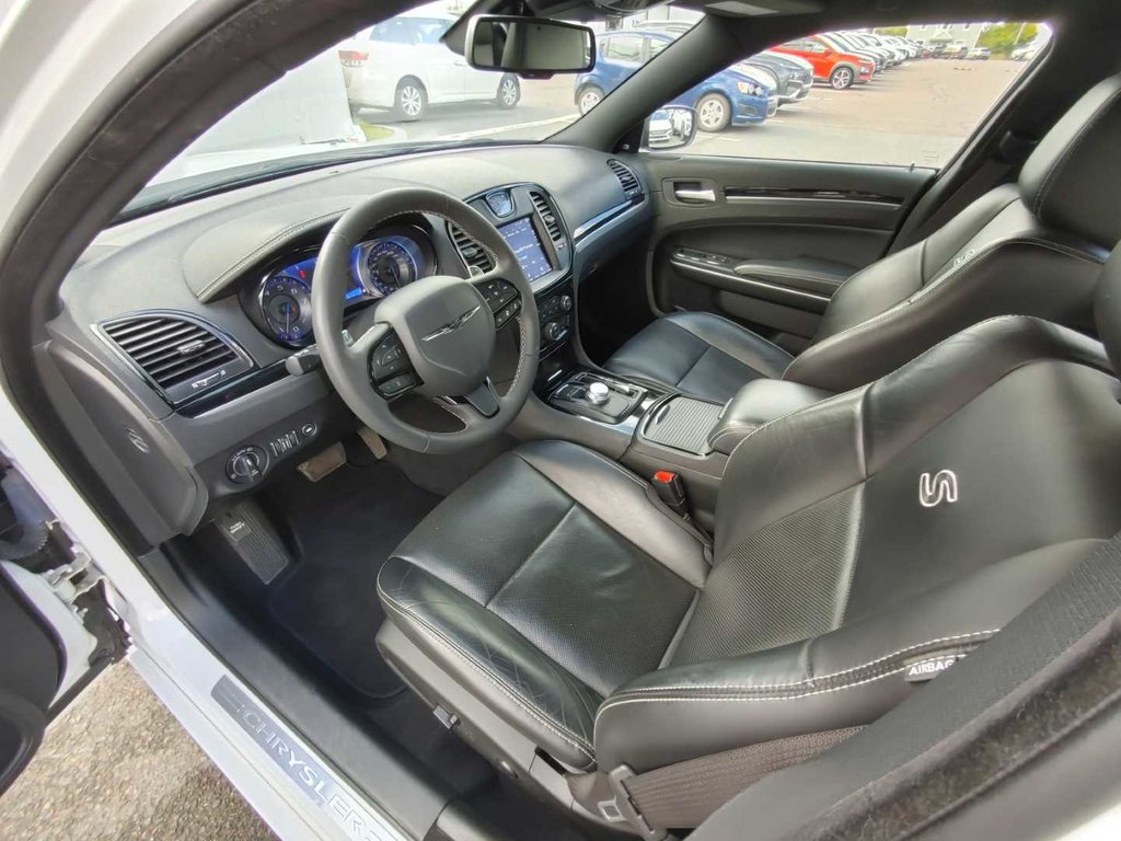 Chrysler 300 S | Leather | Roof | Cam | Warranty to 2028 2023 à Saint John, Nouveau-Brunswick - 26 - w1024h768px