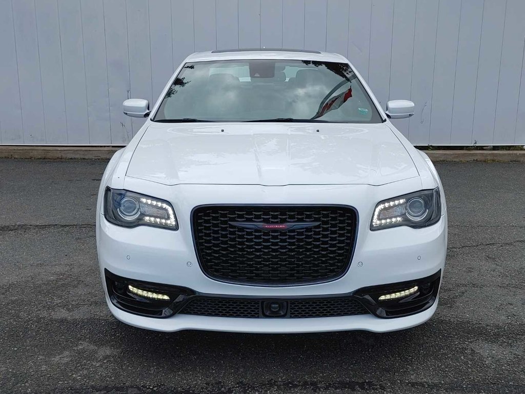 Chrysler 300 S | Leather | Roof | Cam | Warranty to 2028 2023 à Saint John, Nouveau-Brunswick - 8 - w1024h768px