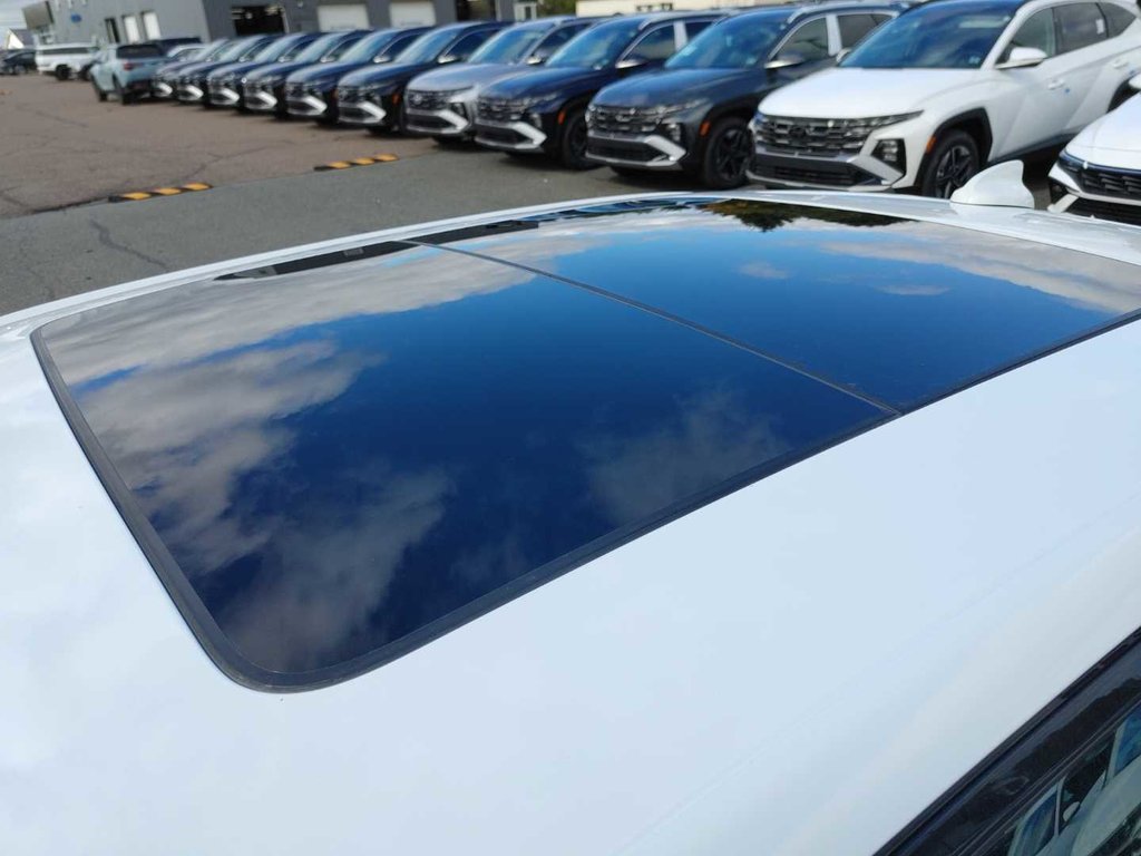 Chrysler 300 S | Leather | Roof | Cam | Warranty to 2028 2023 à Saint John, Nouveau-Brunswick - 14 - w1024h768px