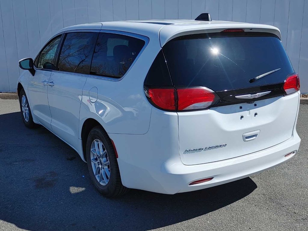 2022 Chrysler Grand Caravan SXT | HtdSeats | Cam | USB | Warranty to 2027 in Saint John, New Brunswick - 5 - w1024h768px
