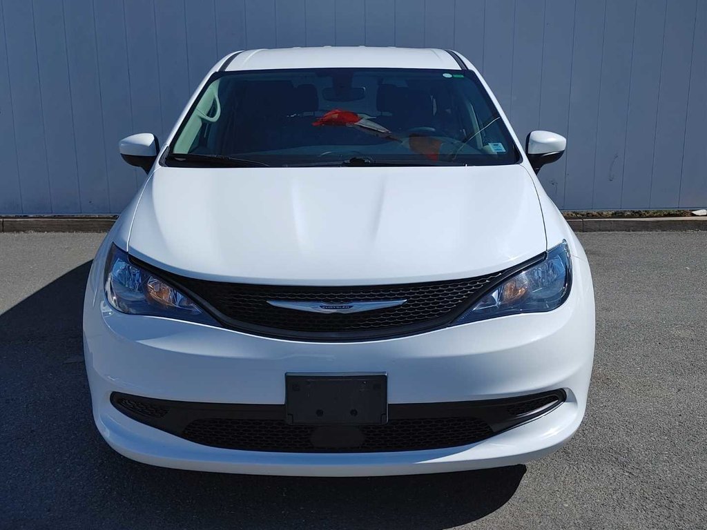 2022 Chrysler Grand Caravan SXT | HtdSeats | Cam | USB | Warranty to 2027 in Saint John, New Brunswick - 7 - w1024h768px