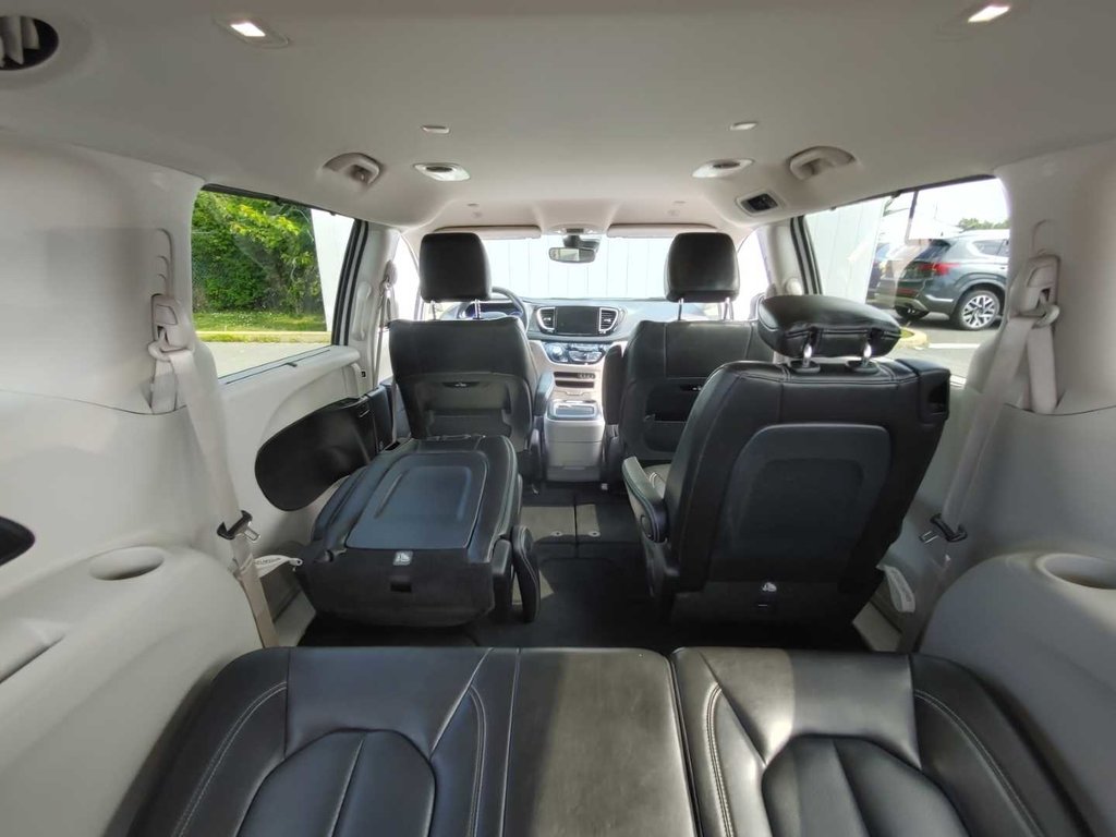 2023 Chrysler Pacifica Touring L | Leather | Cam | Usb | Warranty to 2028 in Saint John, New Brunswick - 34 - w1024h768px