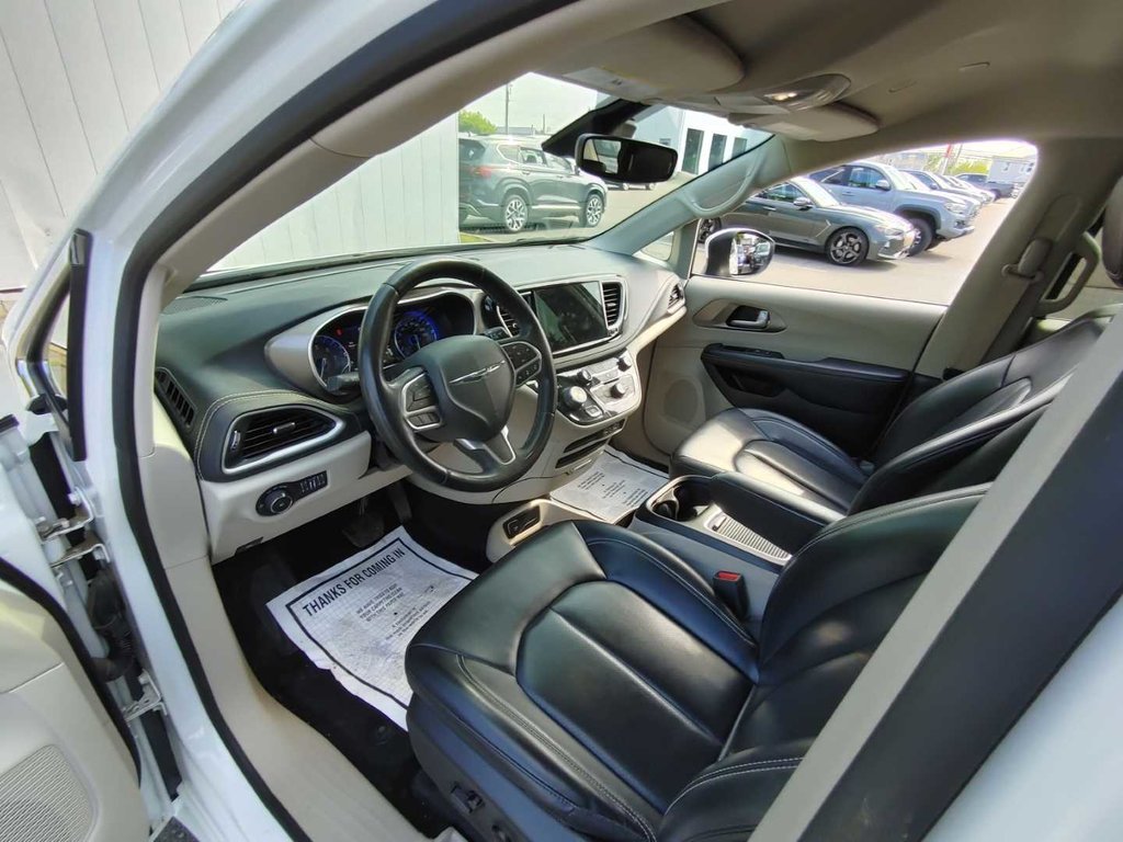 2023 Chrysler Pacifica Touring L | Leather | Cam | Usb | Warranty to 2028 in Saint John, New Brunswick - 26 - w1024h768px