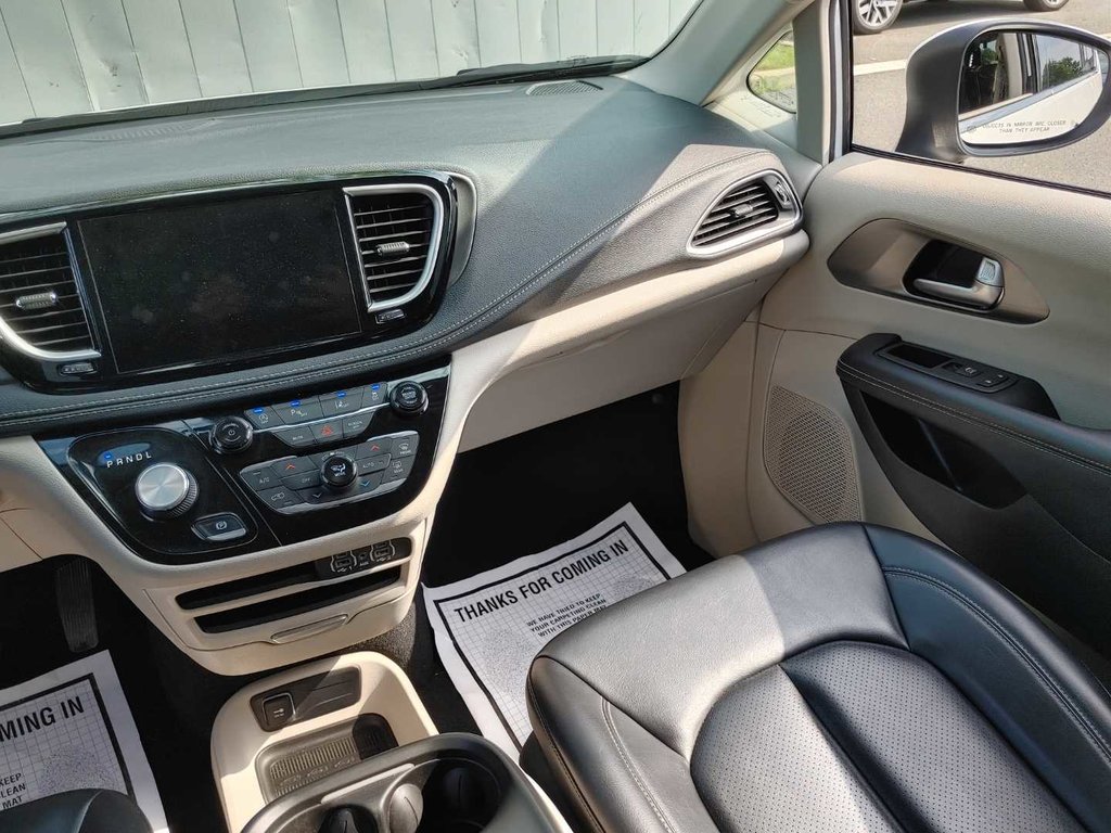2023 Chrysler Pacifica Touring L | Leather | Cam | Usb | Warranty to 2028 in Saint John, New Brunswick - 43 - w1024h768px