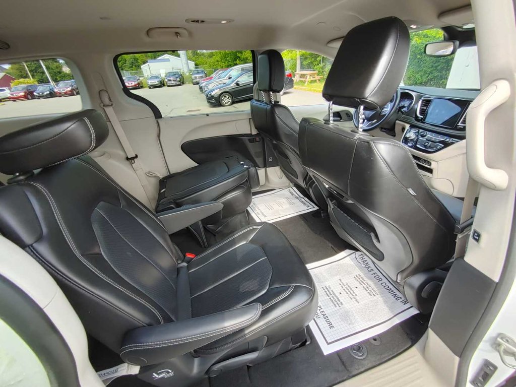 2023 Chrysler Pacifica Touring L | Leather | Cam | Usb | Warranty to 2028 in Saint John, New Brunswick - 35 - w1024h768px