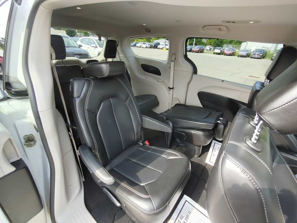 2023 Chrysler Pacifica Touring L | Leather | Cam | Usb | Warranty to 2028 in Saint John, New Brunswick - 36 - w1024h768px
