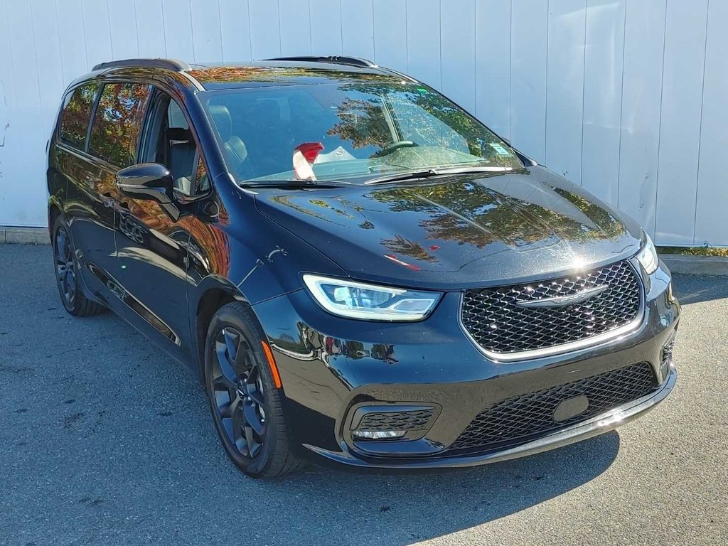 Chrysler Pacifica Touring S | Lthr | Roof | Cam | Warranty to 2029 2024 à Saint John, Nouveau-Brunswick - 1 - w1024h768px