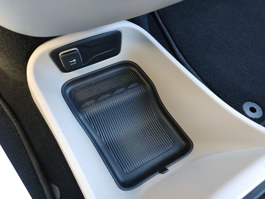 2024 Chrysler Pacifica Touring-L | Leather | Cam | USB in Saint John, New Brunswick - 27 - w1024h768px