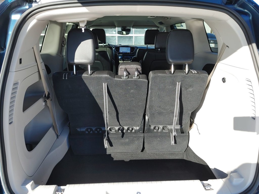 2024 Chrysler Pacifica Touring-L | Leather | Cam | USB in Saint John, New Brunswick - 35 - w1024h768px