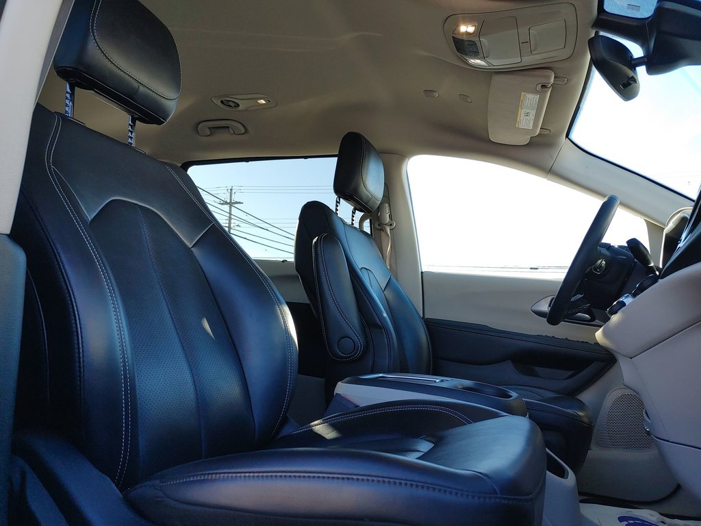 2024 Chrysler Pacifica Touring-L | Leather | Cam | USB in Saint John, New Brunswick - 43 - w1024h768px