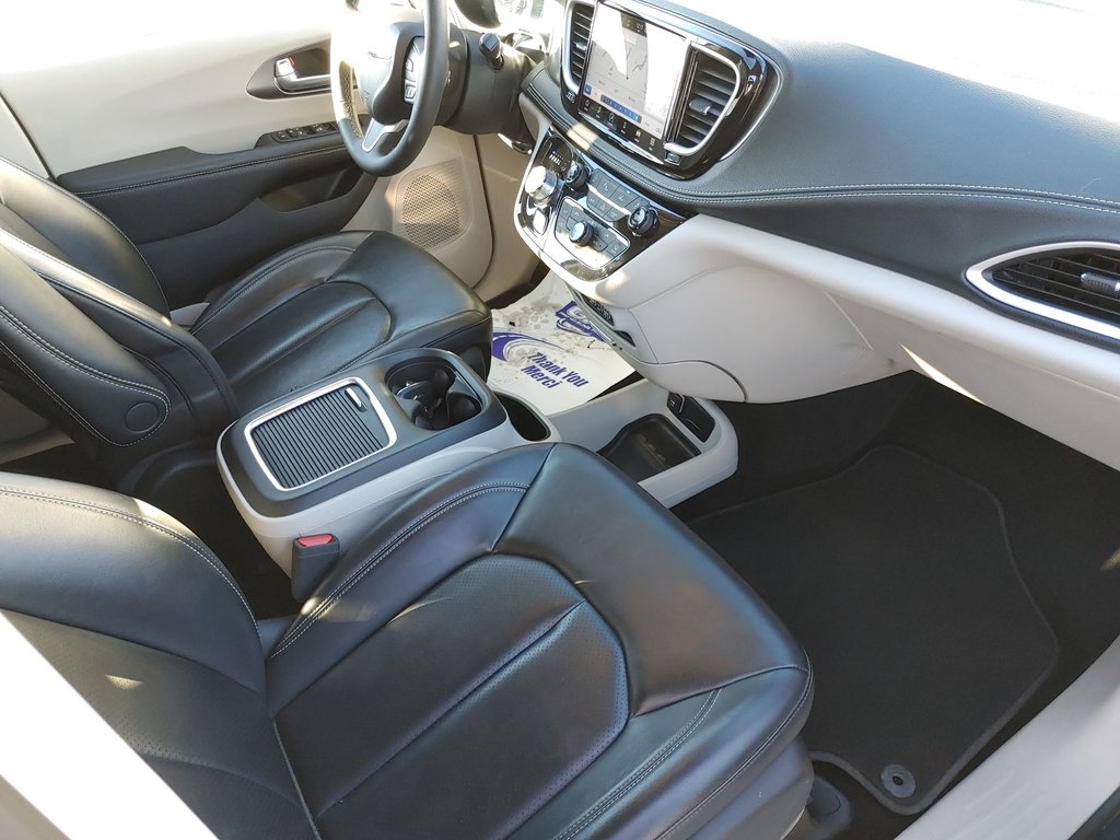 2024 Chrysler Pacifica Touring-L | Leather | Cam | USB in Saint John, New Brunswick - 39 - w1024h768px