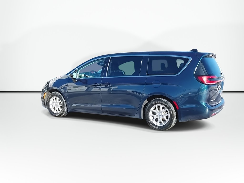 2024 Chrysler Pacifica Touring-L | Leather | Cam | USB in Saint John, New Brunswick - 6 - w1024h768px