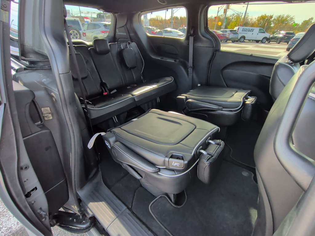 2025 Chrysler PACIFICA LIMITED | Leather | AC | Cam | Warranty to 2030 in Saint John, New Brunswick - 37 - w1024h768px