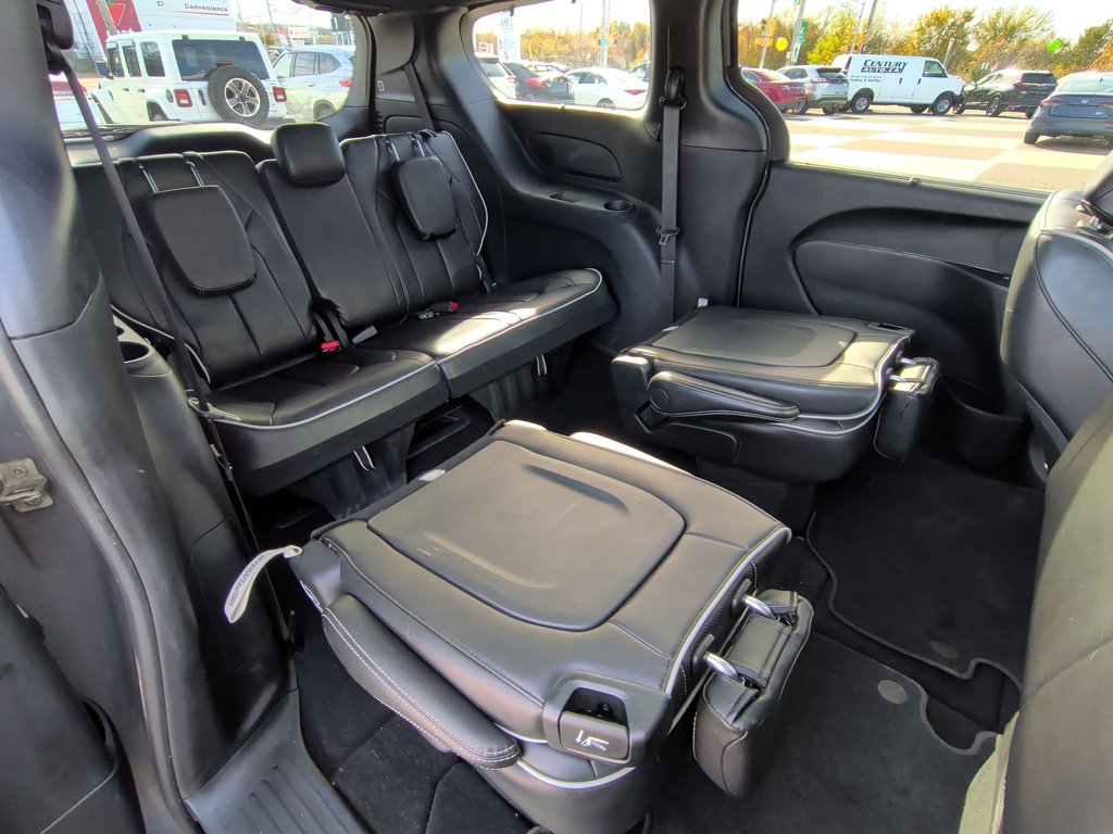 2025 Chrysler PACIFICA LIMITED | Leather | AC | Cam | Warranty to 2030 in Saint John, New Brunswick - 38 - w1024h768px