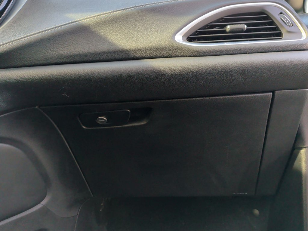 2025 Chrysler PACIFICA LIMITED | Leather | AC | Cam | Warranty to 2030 in Saint John, New Brunswick - 42 - w1024h768px