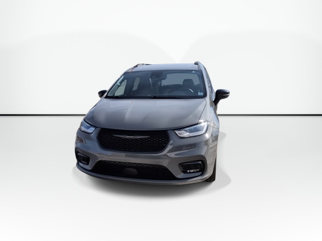 2025 Chrysler PACIFICA LIMITED | Leather | AC | Cam | Warranty to 2030 in Saint John, New Brunswick - 3 - w1024h768px