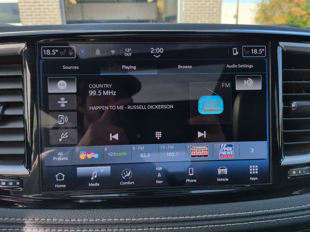 2025 Chrysler PACIFICA LIMITED | Leather | AC | Cam | Warranty to 2030 in Saint John, New Brunswick - 25 - w1024h768px
