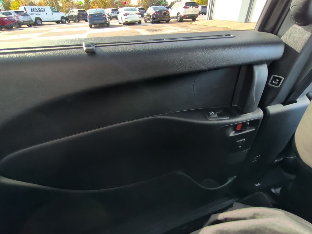 2025 Chrysler PACIFICA LIMITED | Leather | AC | Cam | Warranty to 2030 in Saint John, New Brunswick - 33 - w1024h768px