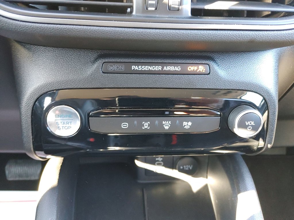 Ford Escape PLUG IN HYBRID | Cam | USB | Warranty to 2032 2024 à Saint John, Nouveau-Brunswick - 24 - w1024h768px