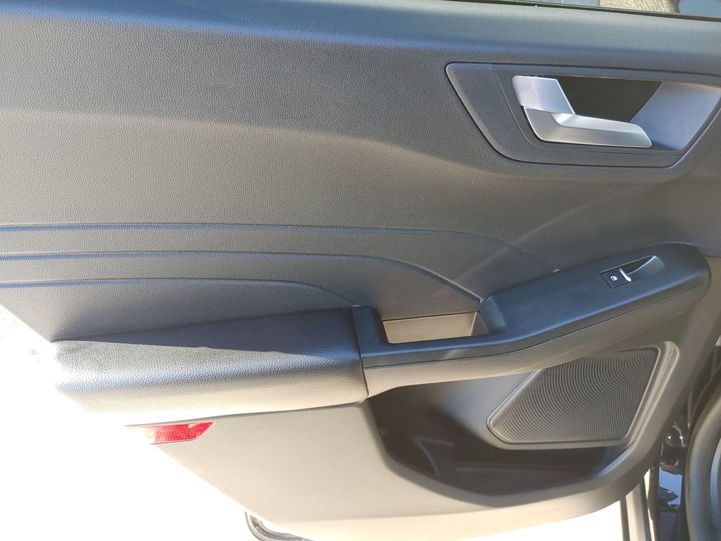 Ford Escape PLUG IN HYBRID | Cam | USB | Warranty to 2032 2024 à Saint John, Nouveau-Brunswick - 34 - w1024h768px