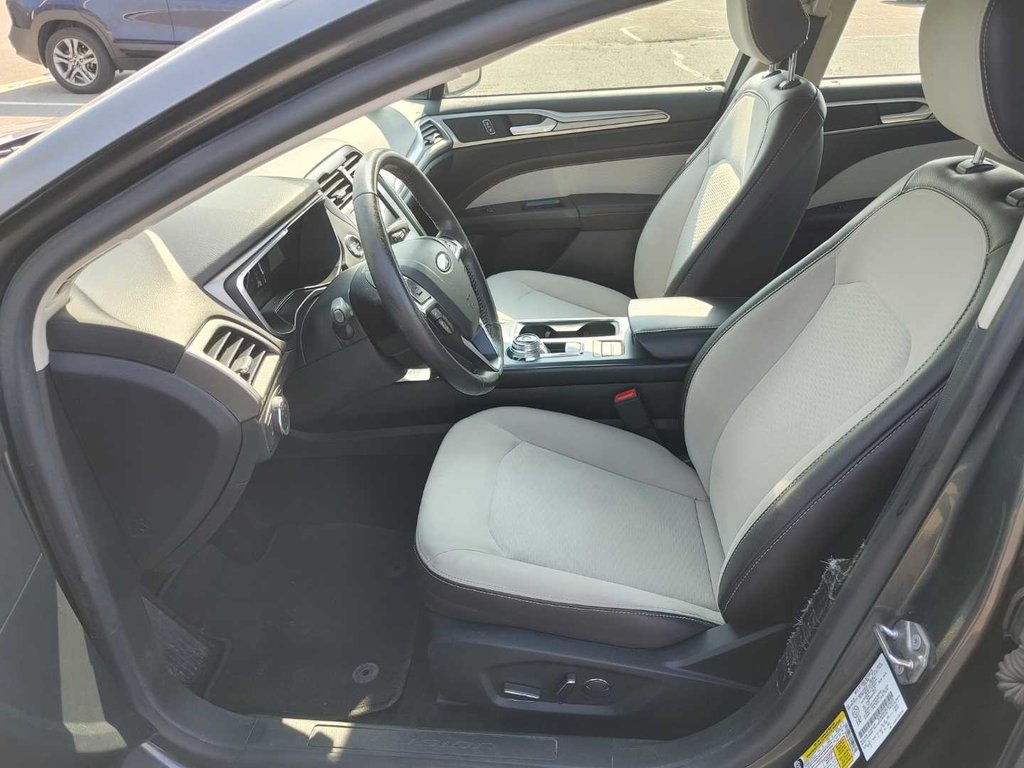 2020 Ford Fusion SE | Htd Seats | Navigation | Cam in Saint John, New Brunswick - 24 - w1024h768px